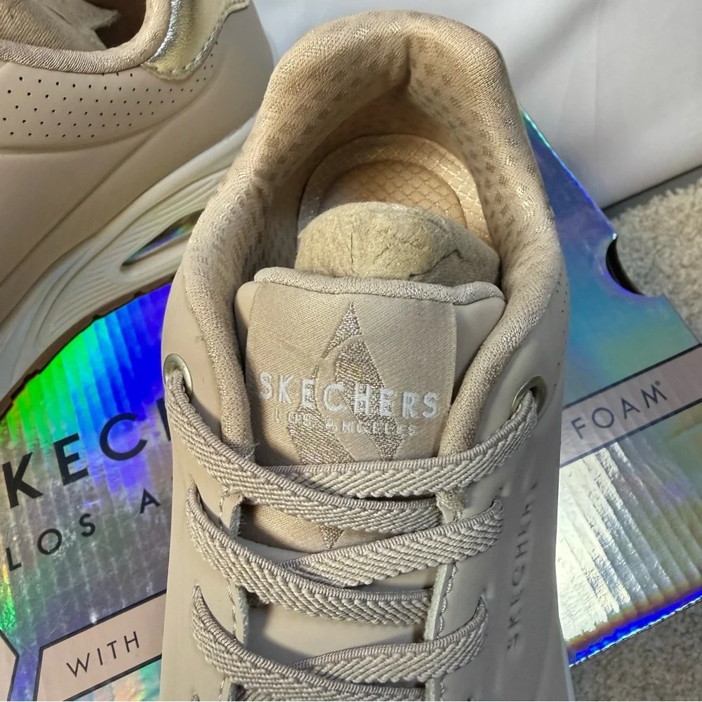Skechers LA UNO Shimmer Away Womens‎ Trendy NUDE Sneakers sz 5.5 NEW Casual